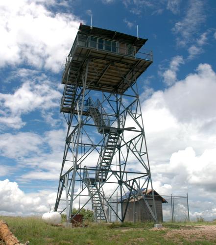 Aztec-peak-lookout-tower.jpg