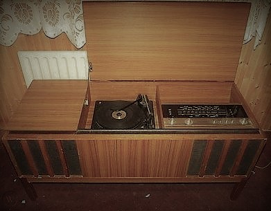 radiogram.JPG
