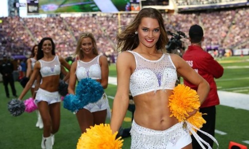 Vikings Cheer 2.JPG