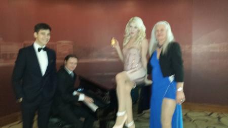 Reduced picture of 2014 christmas party.jpg
