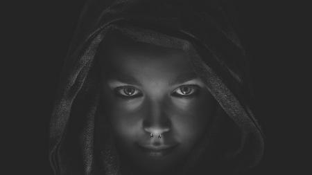 woman-1081873__340.jpg
